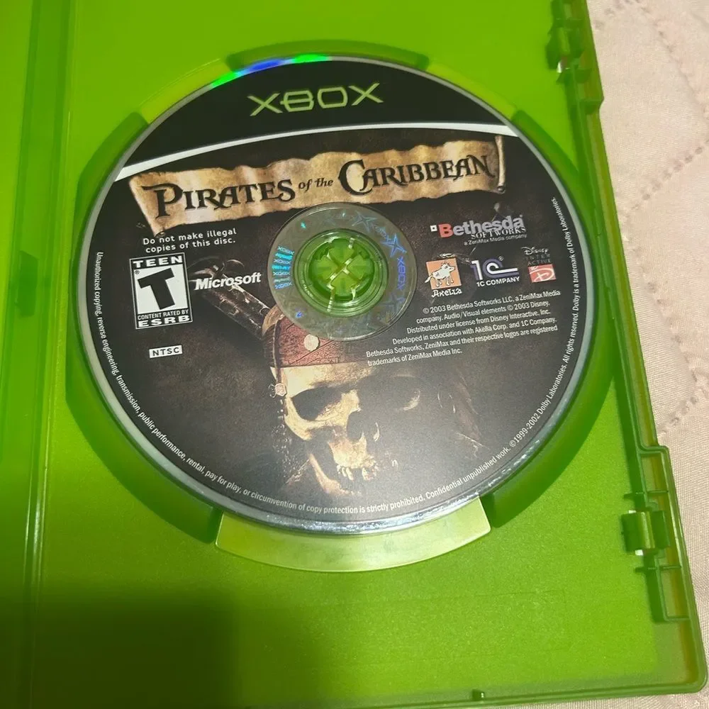 Green Xbox Video Game Case for Pirates of the Caribbean